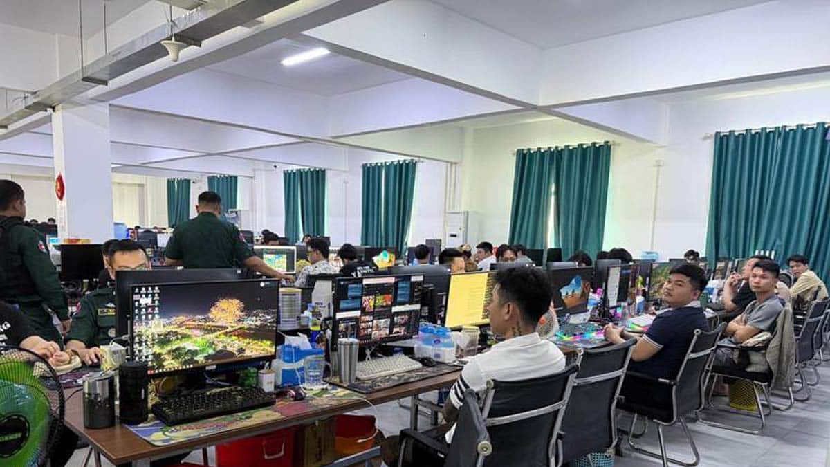 Cambodian police detain 30 Vietnamese nationals over online scam operations