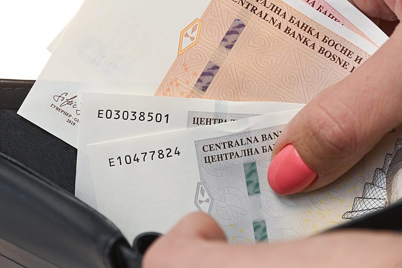 Citizen Savings Reach 18.8 Billion BAM - Is Money In The Bank The Safest Option?