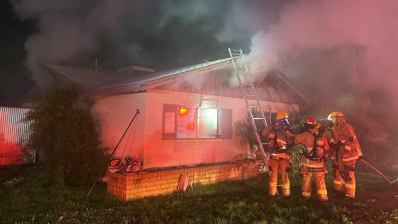 Crews gain control of north Phoenix house fire