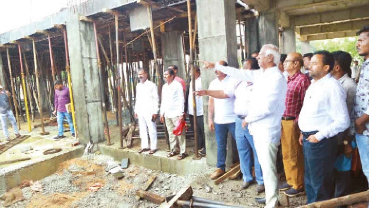 Development works worth Rs 1,400 cr will be completed within 18 months: Kadiyam