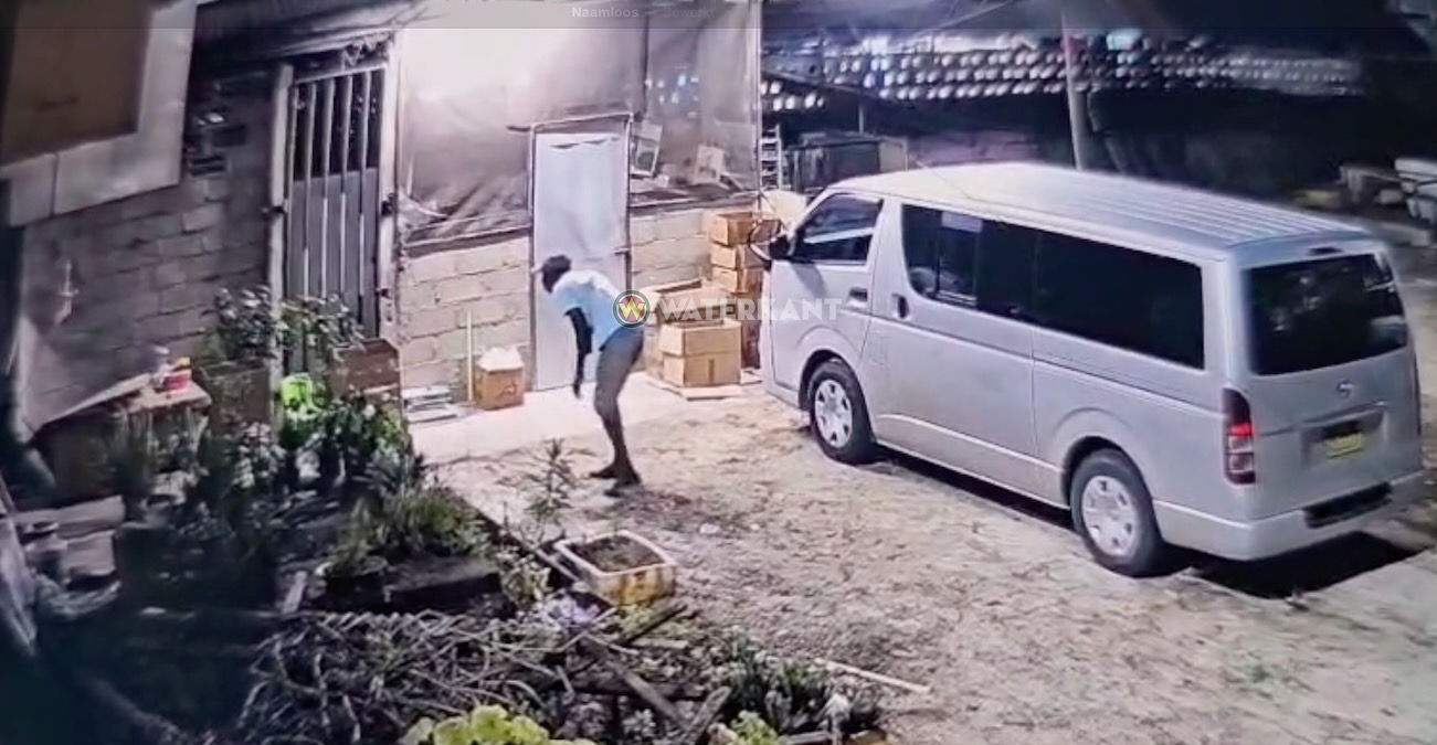 Dief vastgelegd op camerabeelden ontkent diefstal: "Ik heb het gevonden op straat en meegenomen"