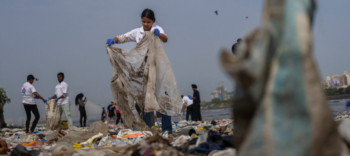 Early-career journalists join the next wave of environmental reporting (commentary)