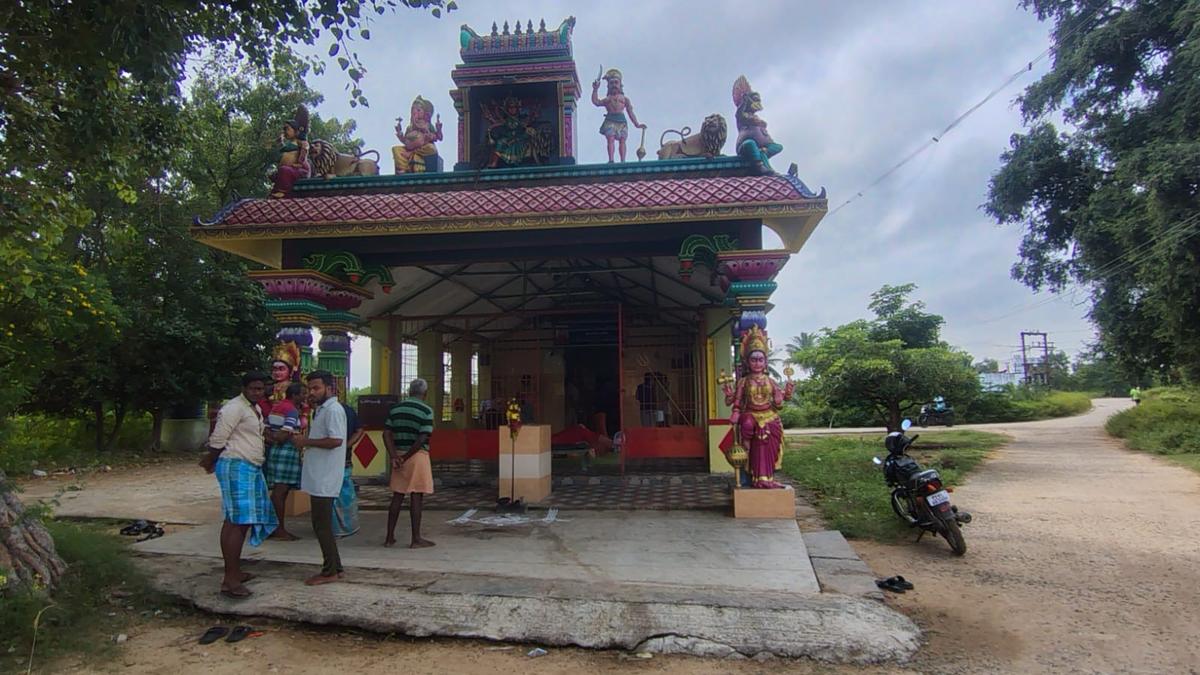 Gold, silver objects stolen at temple near Arakkonam