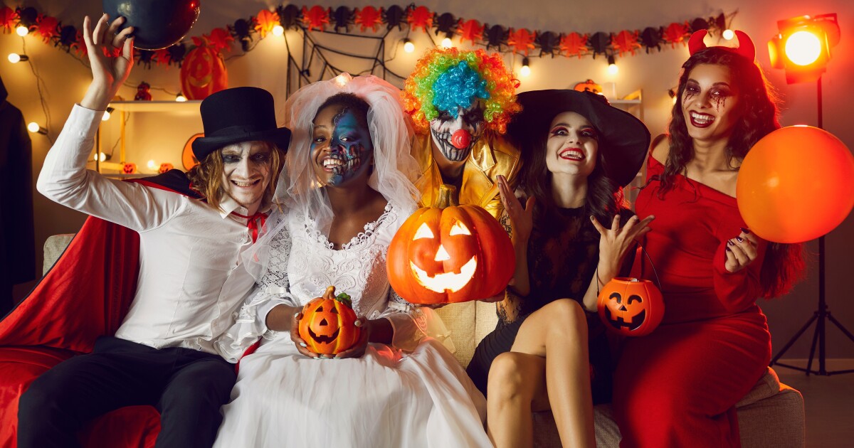 Halloween contest that gives Nashvillians chance to appear on billboard extended