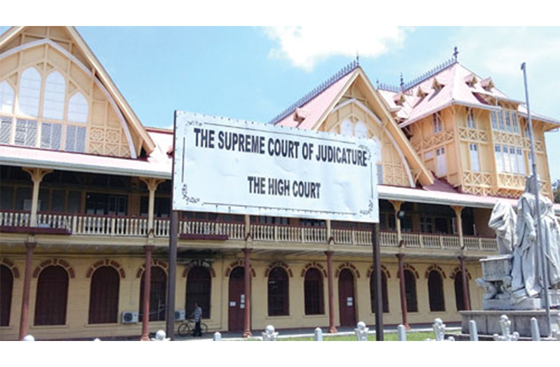 High Court Rules Police Bar from Trade Unions Constitutional