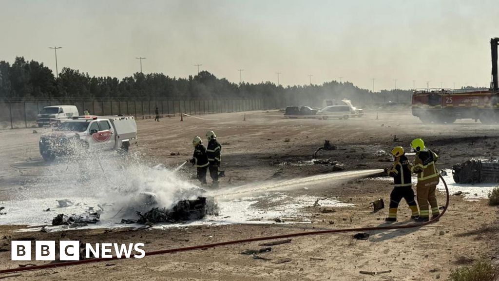 Indian fighter jet pilot killed in crash at Dubai airshow