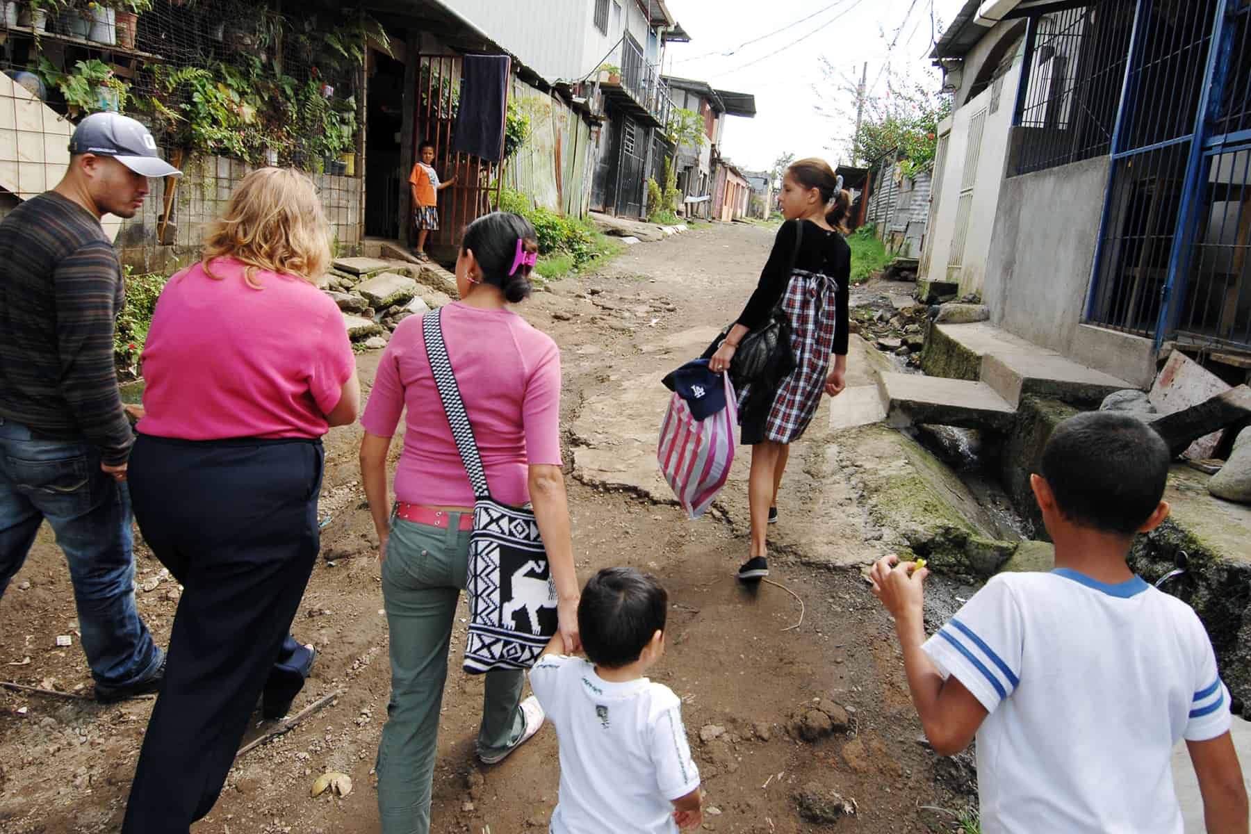 Latin America Poverty Falls to Record Low in 2024 but Inequality Remains Stark