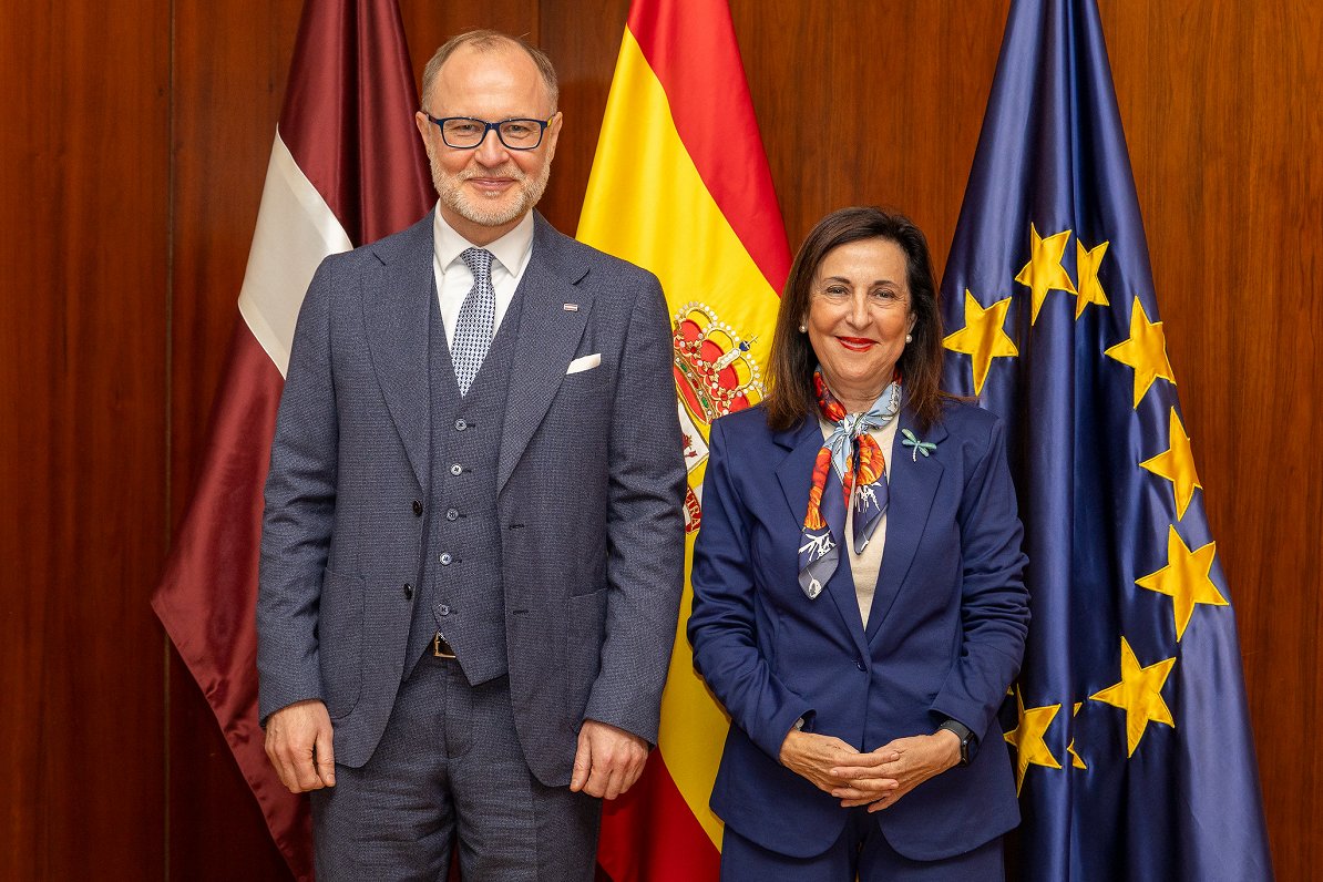 Latvian Defence Minister Andris Sprūds with Spanish Minister of Defence Margarita Robles Fernández
