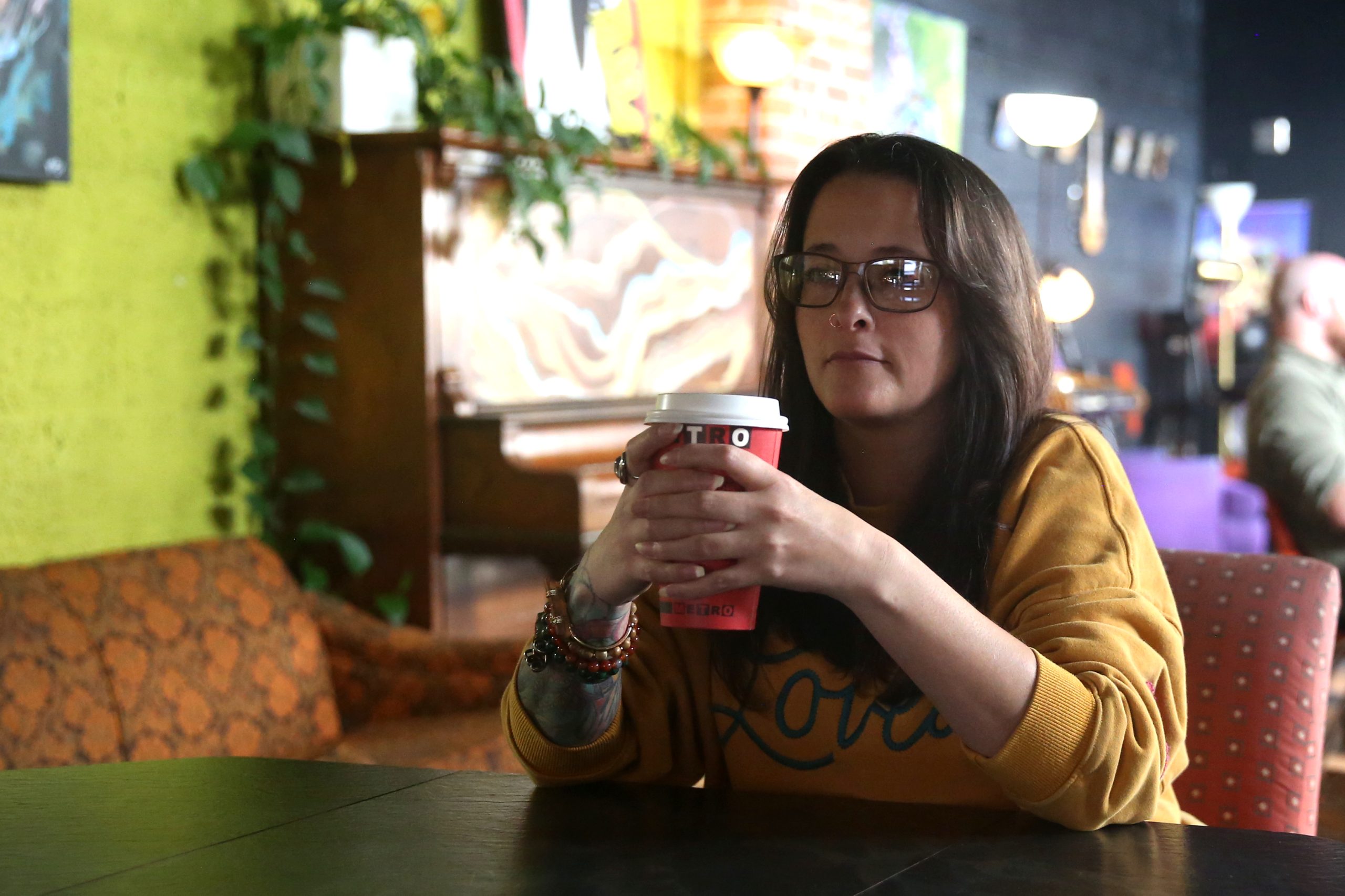 'Me choosing me': Embattled Evansville Mayor Machado steps down following frustrations