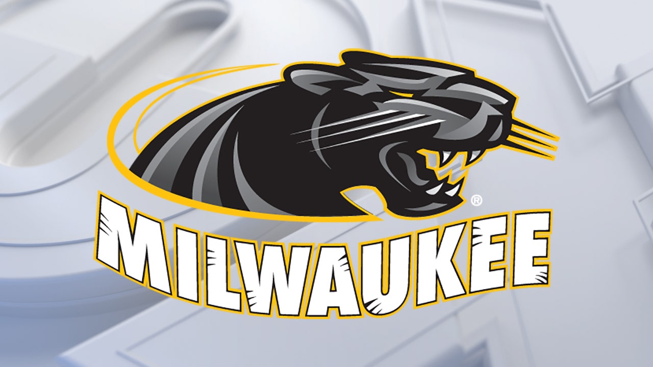 Milwaukee Panthers lose at Akron, Jovanovich finishes with 21 points