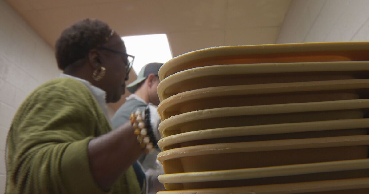 Nashville mission feeds families as SNAP benefits remain uncertain