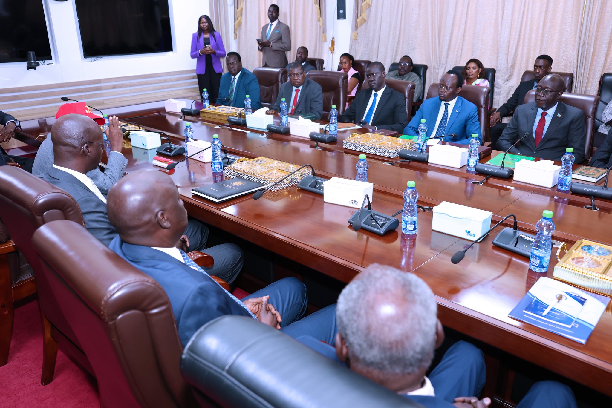 Newly appointed officials sworn in, Kiir urges service and unity