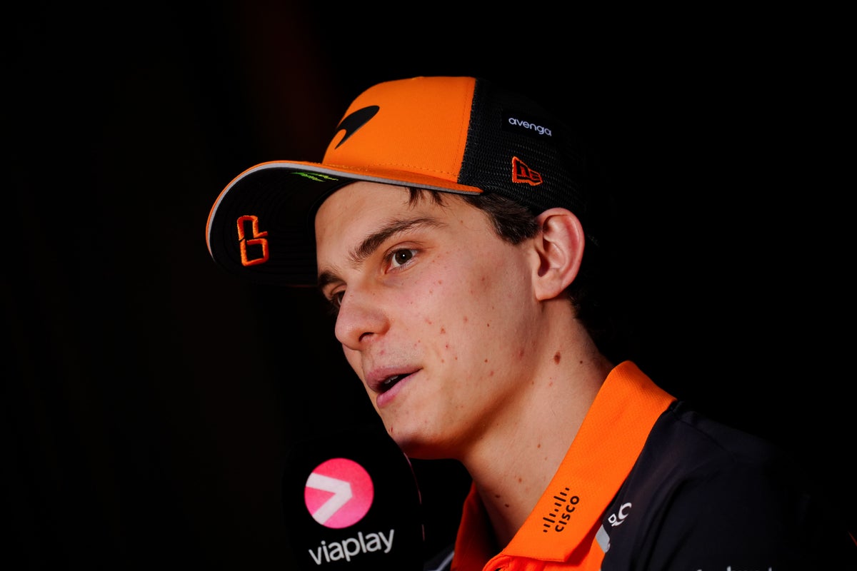 Oscar Piastri takes Qatar Grand Prix sprint pole after Lando Norris error