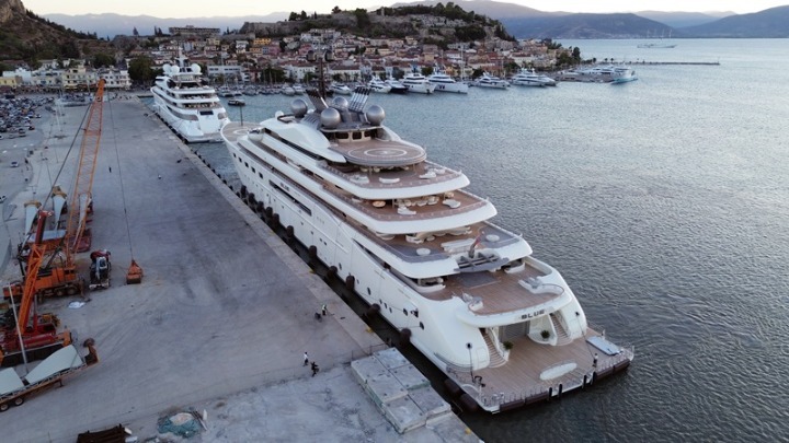 Parliament ratifies mega-yacht marina concession for Corfu