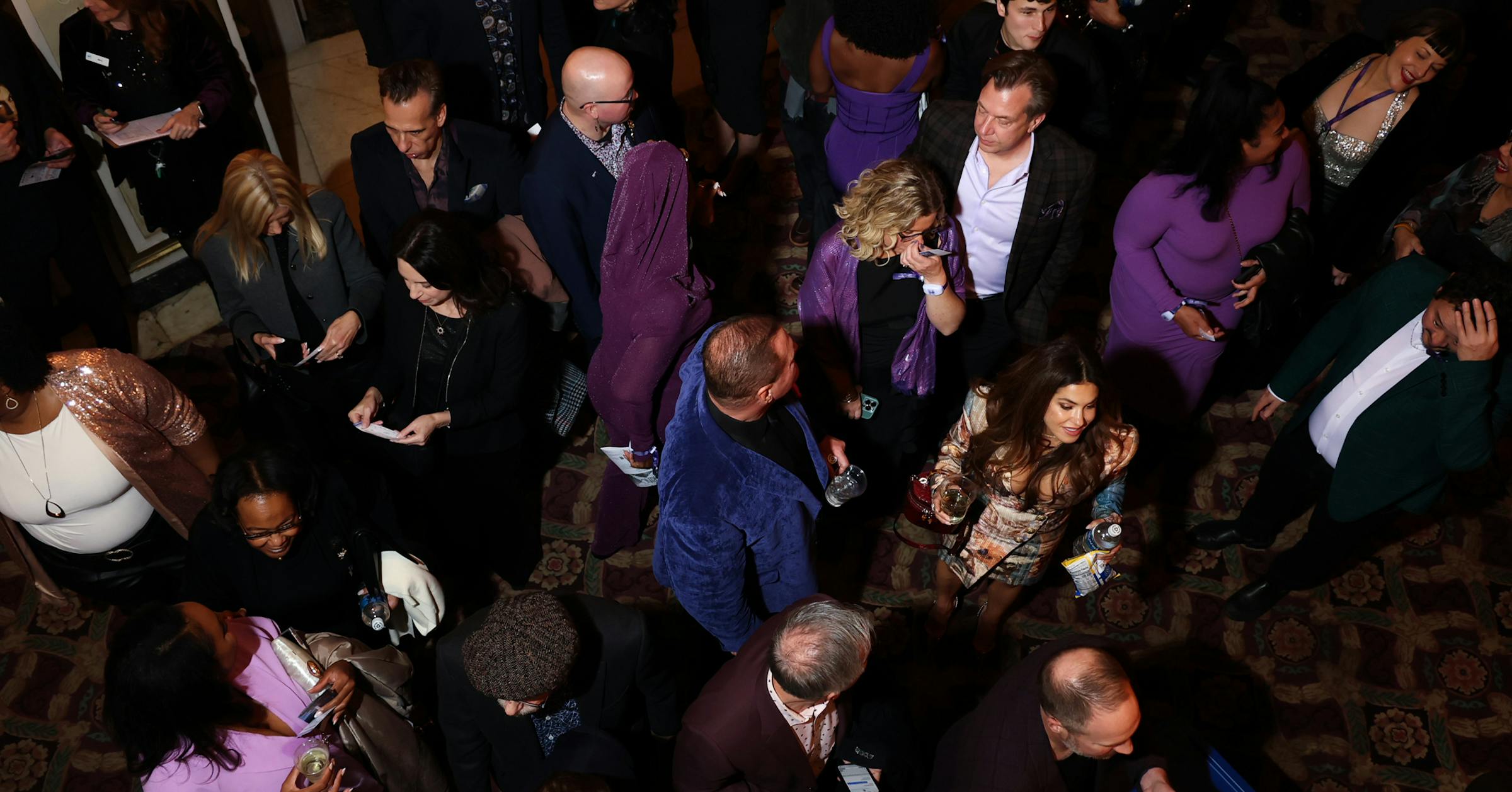 Prince fans floack to Mpls State Theatre for Purple Rain musical opening
