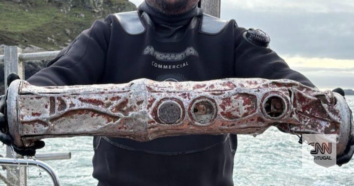 RGB-1A? Dispositivo que se assemelha a objeto de espionagem russo encontrado por mergulhadores