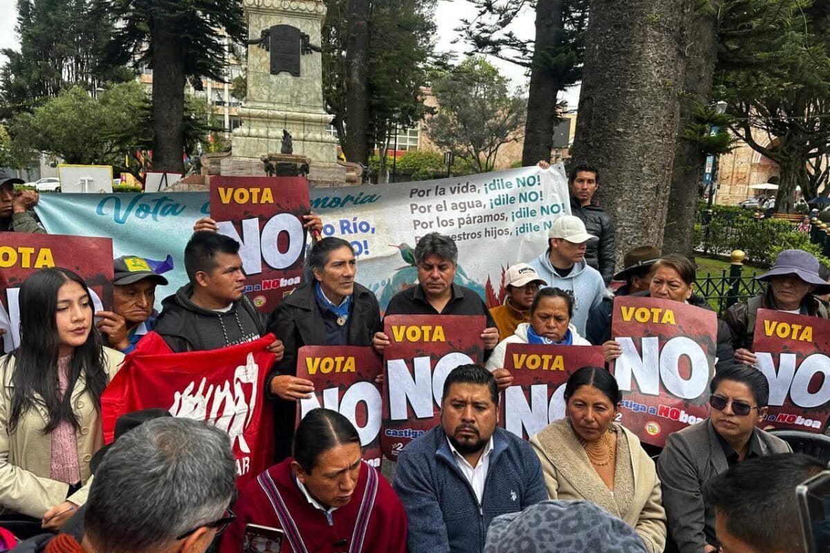 Referendum in Ecuador Rejects Reforms and US Bases