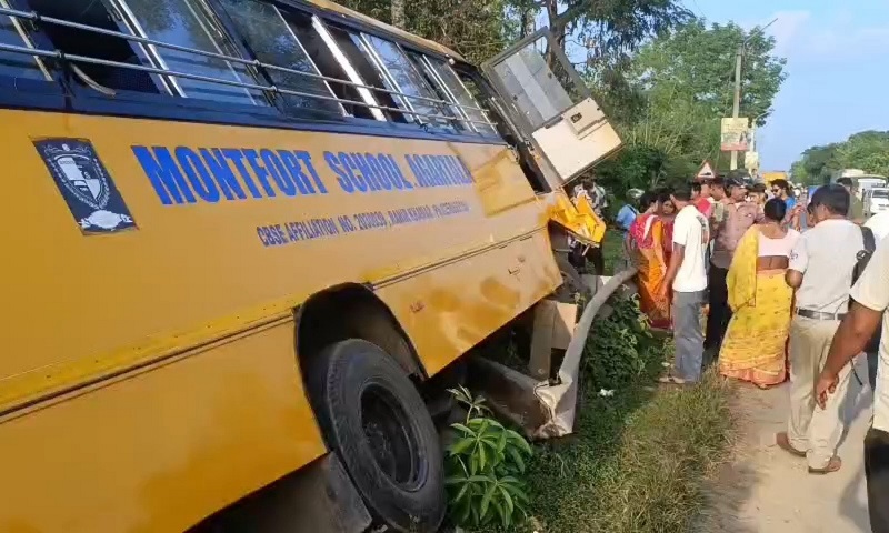 School bus accident in Amtali kills one, injures several students