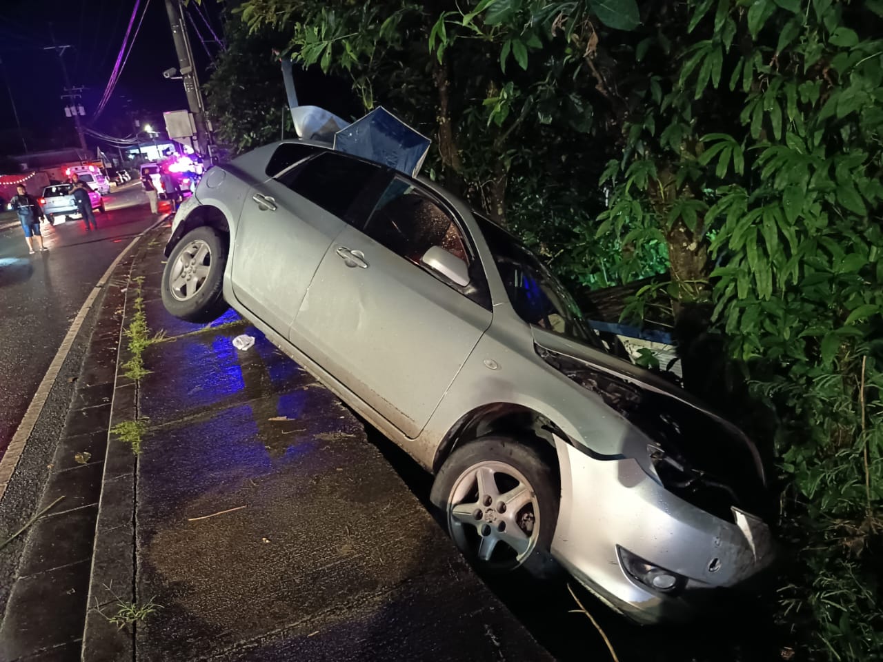 Silver Mazda Crashes Into Honda Near Kwik Mart; Female Passenger Injured, Driver Flees Scene