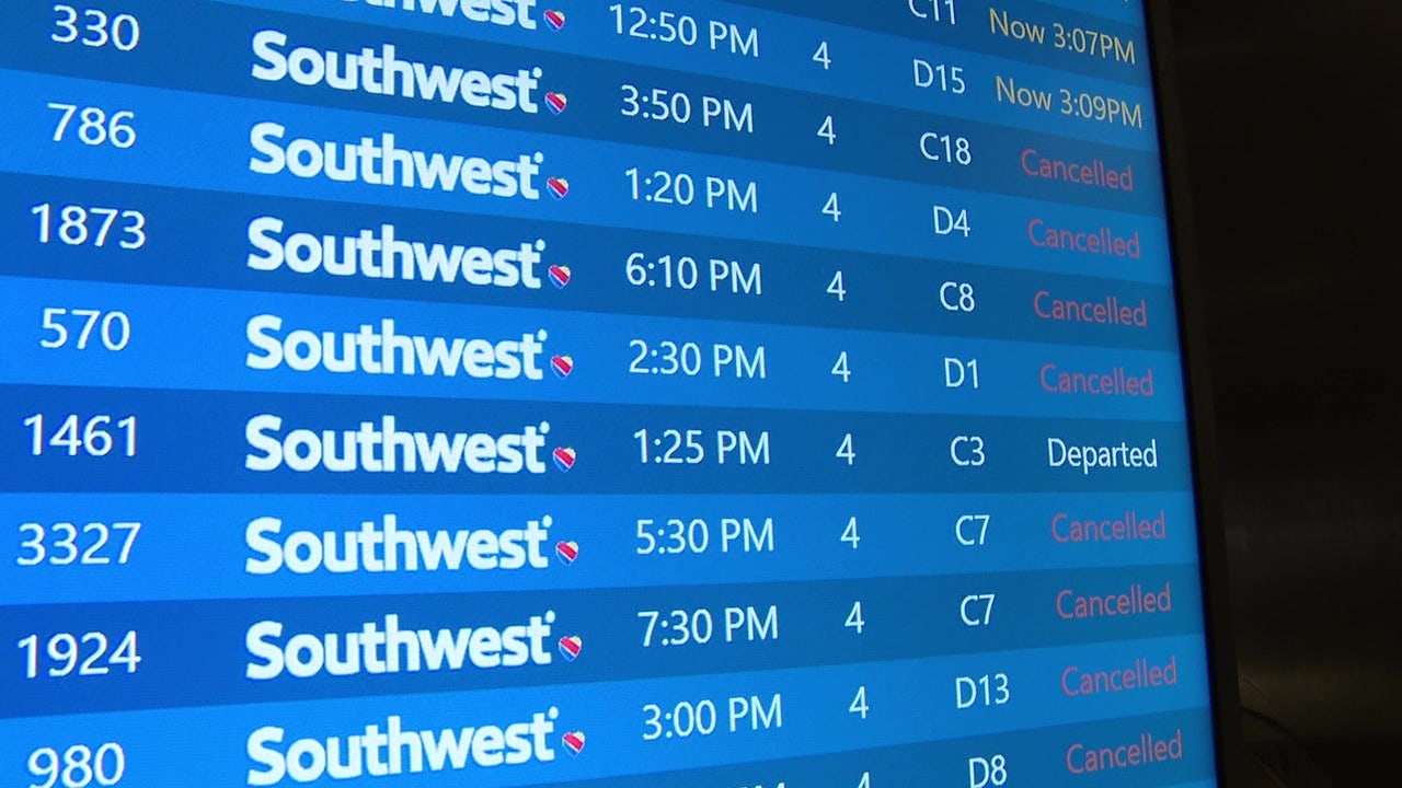 Sky Harbor sees delays, cancellations amid shutdown, impending nationwide flight cuts
