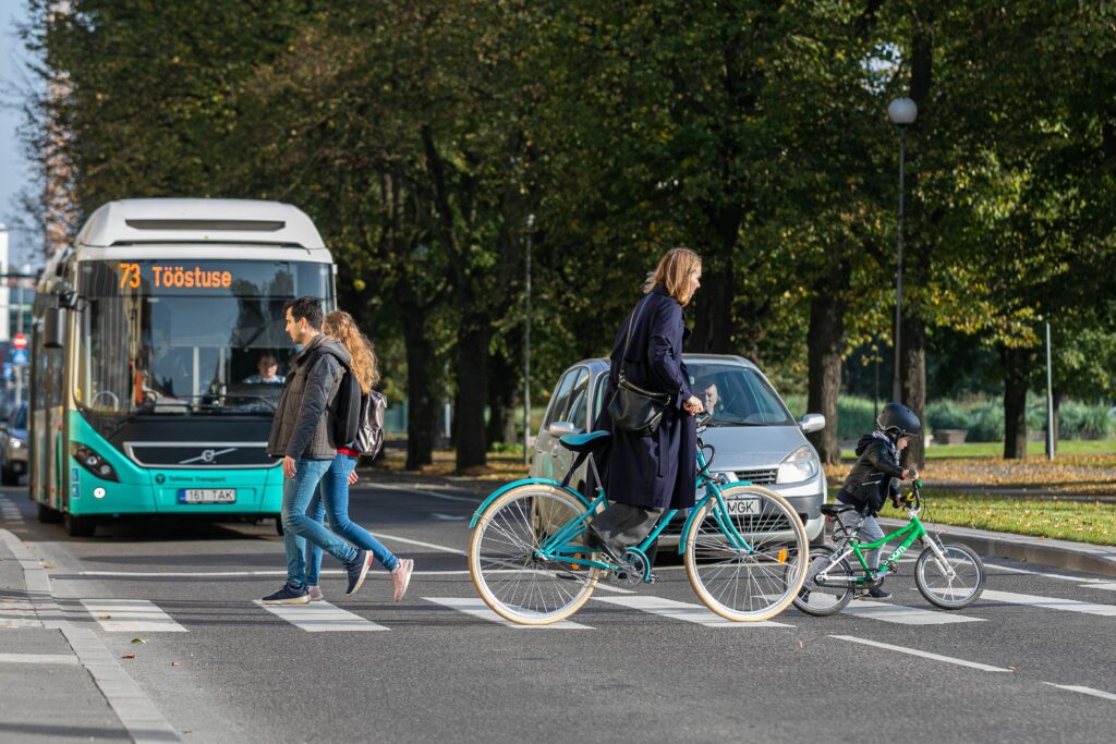 Tallinn to start collecting data on pedestrian and cyclist movement