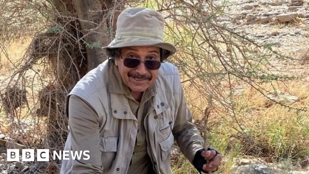 US citizen jailed in Saudi Arabia over critical tweets is allowed to return to Florida