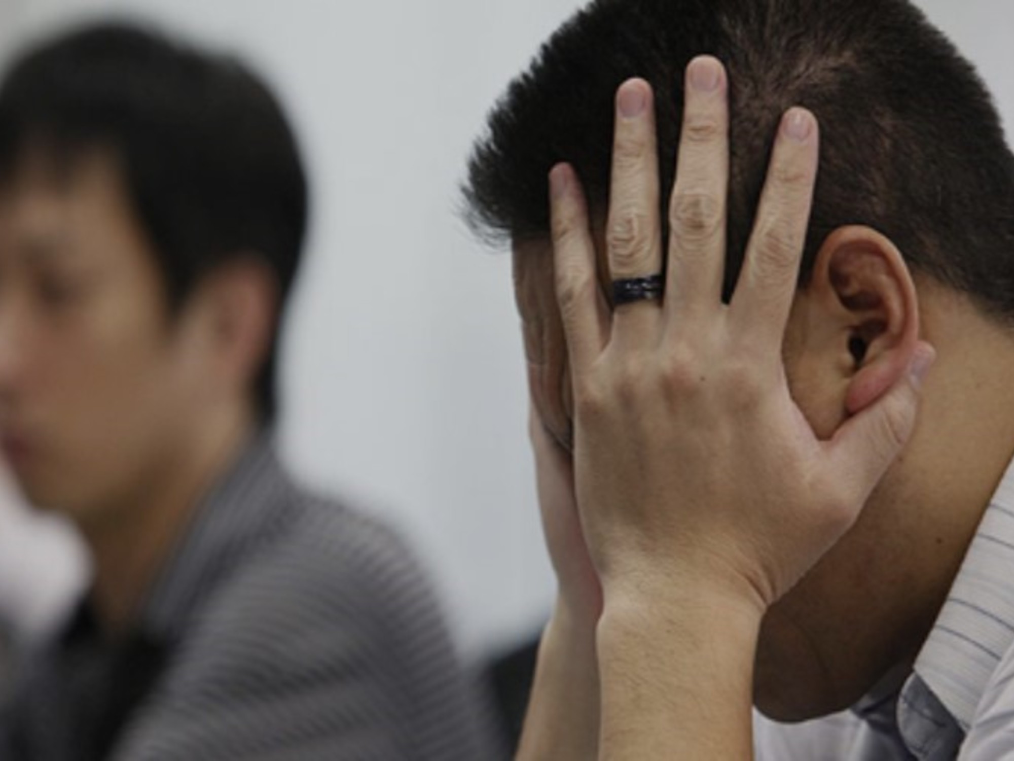 Un joven murió por agotamiento laboral después de trabajar 80 horas semanales