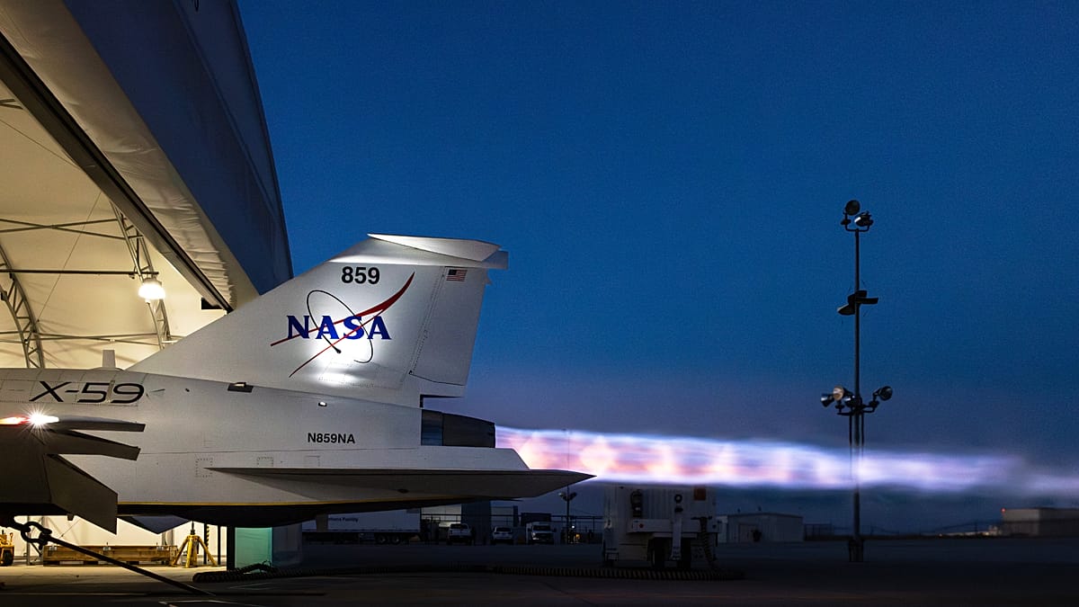 Video. NASA’s supersonic jet completes first test flight