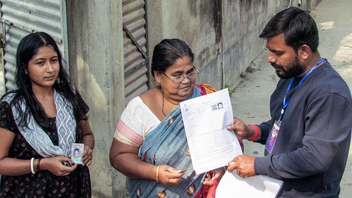 West Bengal CEO receives barrage of complaints from political parties over a week into SIR