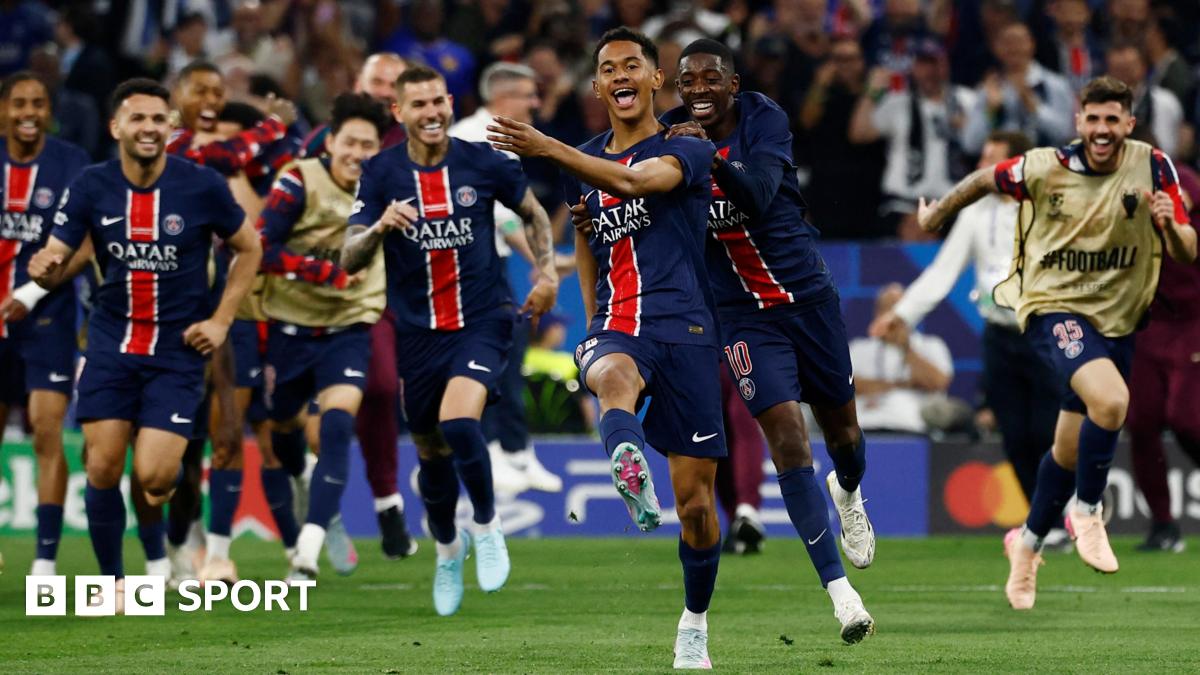 Senny Mayulu celebrates