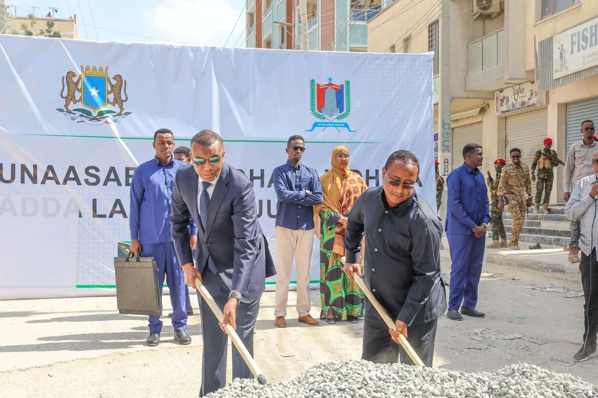 Xamza iyo Muungaab oo maanta qaaday tallaabo ka farxisay reer Muqdisho + Sawirro