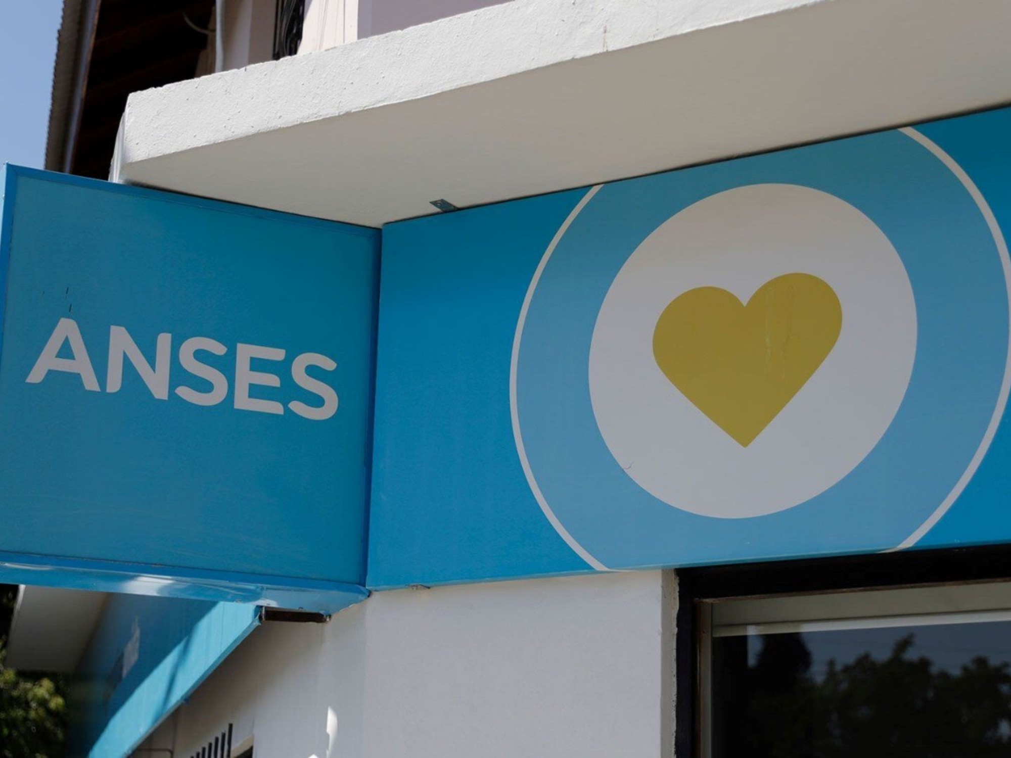 consultá el calendario de pagos completo de noviembre de 2025