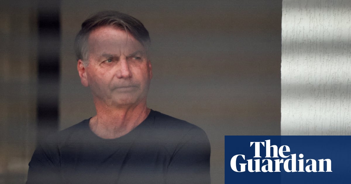 ‘Foam that’s washed away’: support dissolves as Bolsonaro starts 27-year jail term | Jair Bolsonaro