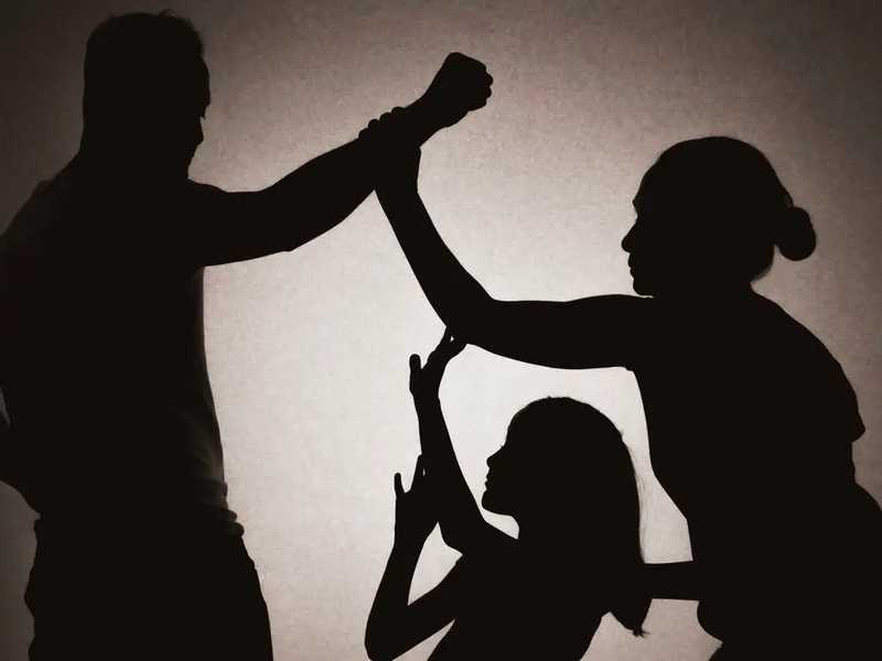 340 domestic and child abuse reports recorded in last quarter of 2025