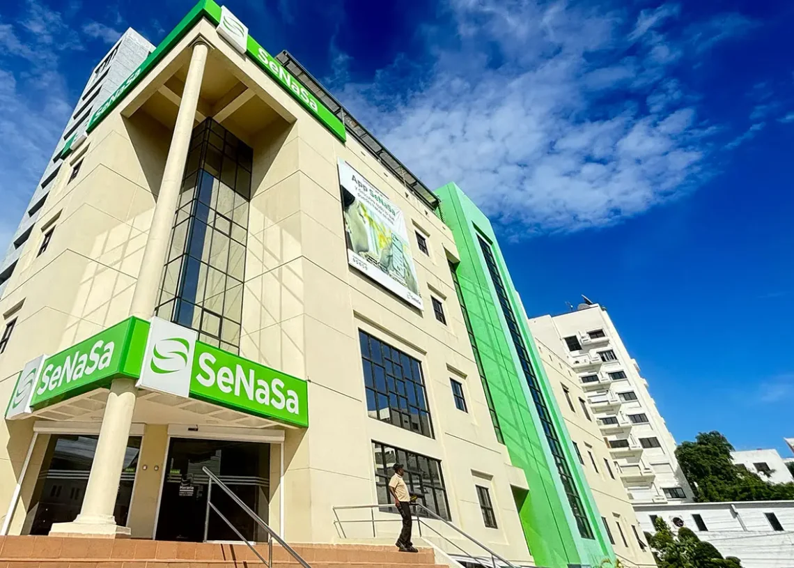 Abinader orders Senasa to act as civil plaintiff to recover “Every last peso stolen”