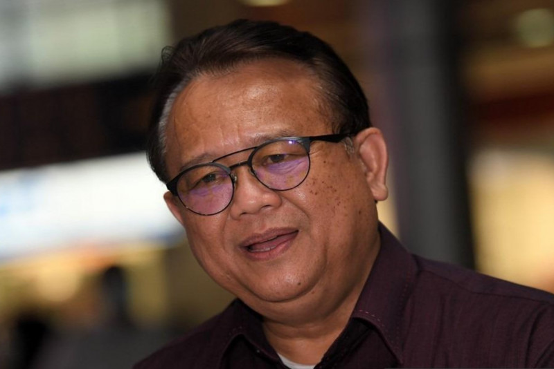Alexander Nanta Linggi takes over responsibilities as Entrepreneur Development and Cooperatives Minister from tomorrow