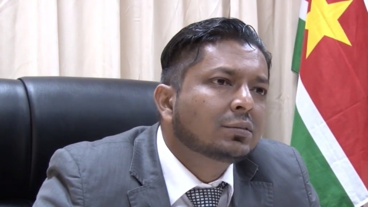 Amzad Abdoel: OM wekt indruk perfect te functioneren, maar niets is minder waar