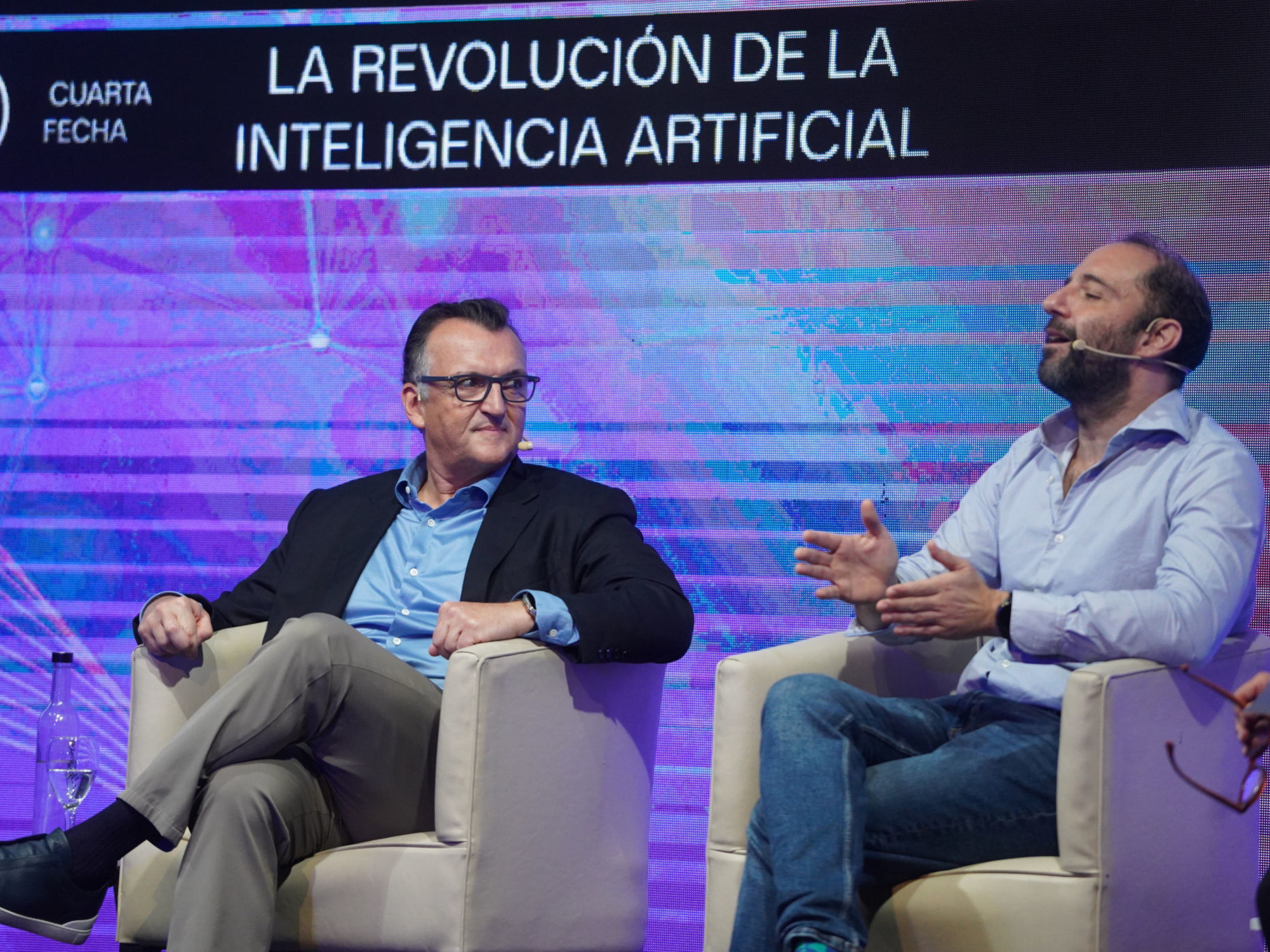 "Argentina tiene una oportunidad y la tenemos que capturar", dos CEOs argentinos disertaron sobre Inteligencia Artificial en Democracia y Desarrollo