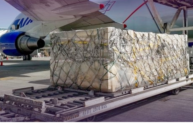 Asyad Group executes complex air transport from Italy to Oman