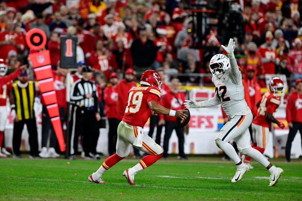 Broncos' ugly win raises more questions about legitimacy