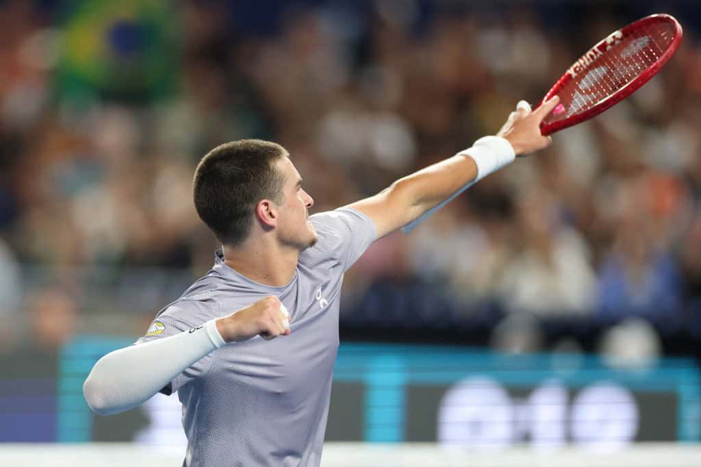 Carlos Alcaraz Edges Joao Fonseca in Miami Exhibition