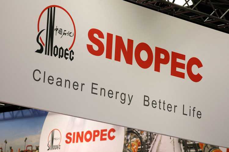 China’s Sinopec Refinery Deal Nears Crucial Decision amid Disaster Pressures