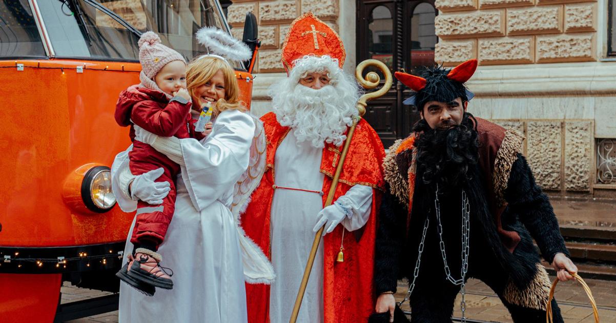 Christmas tram aims to light up children’s eyes with St Nicholas, an angel and a devil