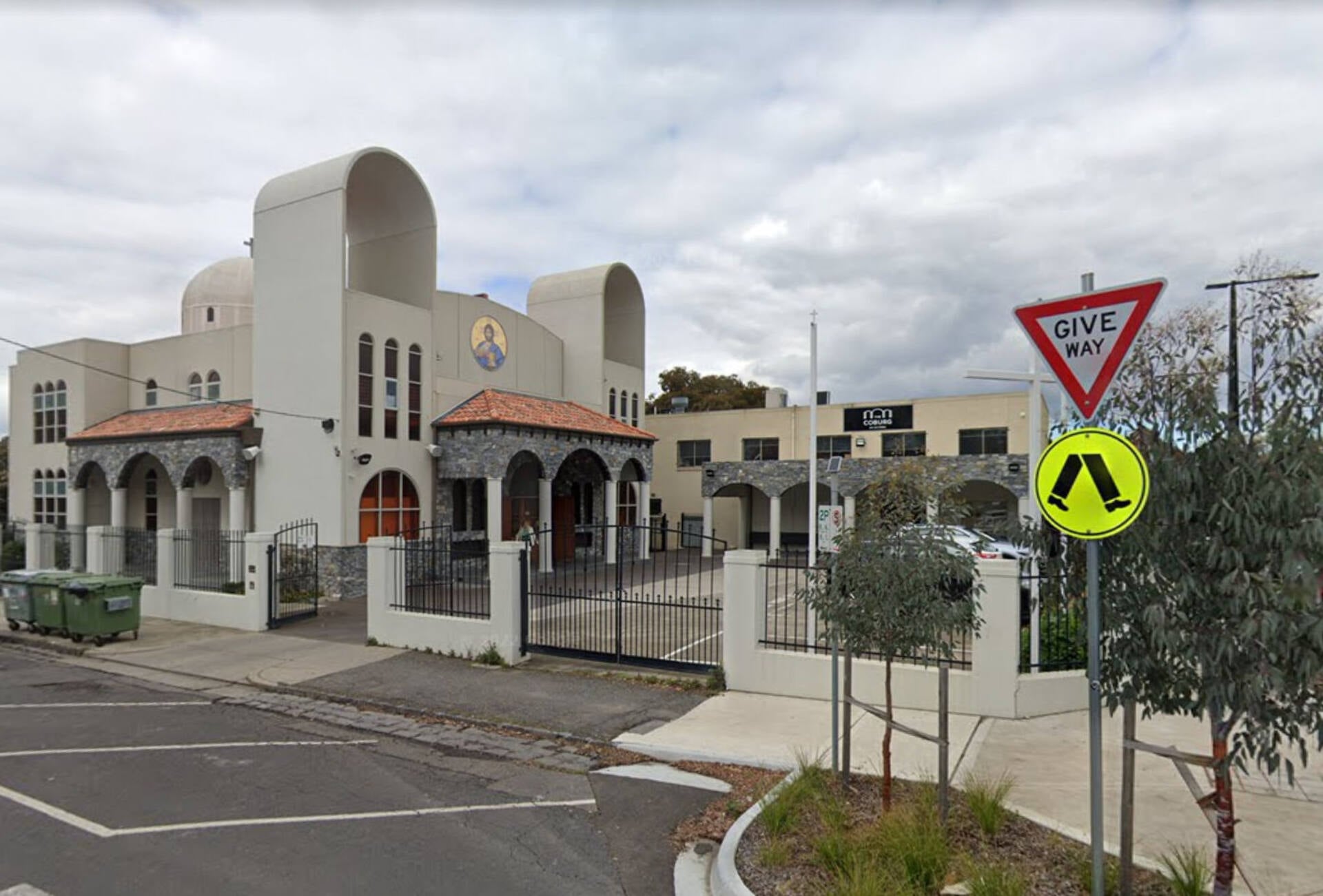 Community launches petition opposing Merri-bek plans they fear leaves Coburg Orthodox church in jeopardy