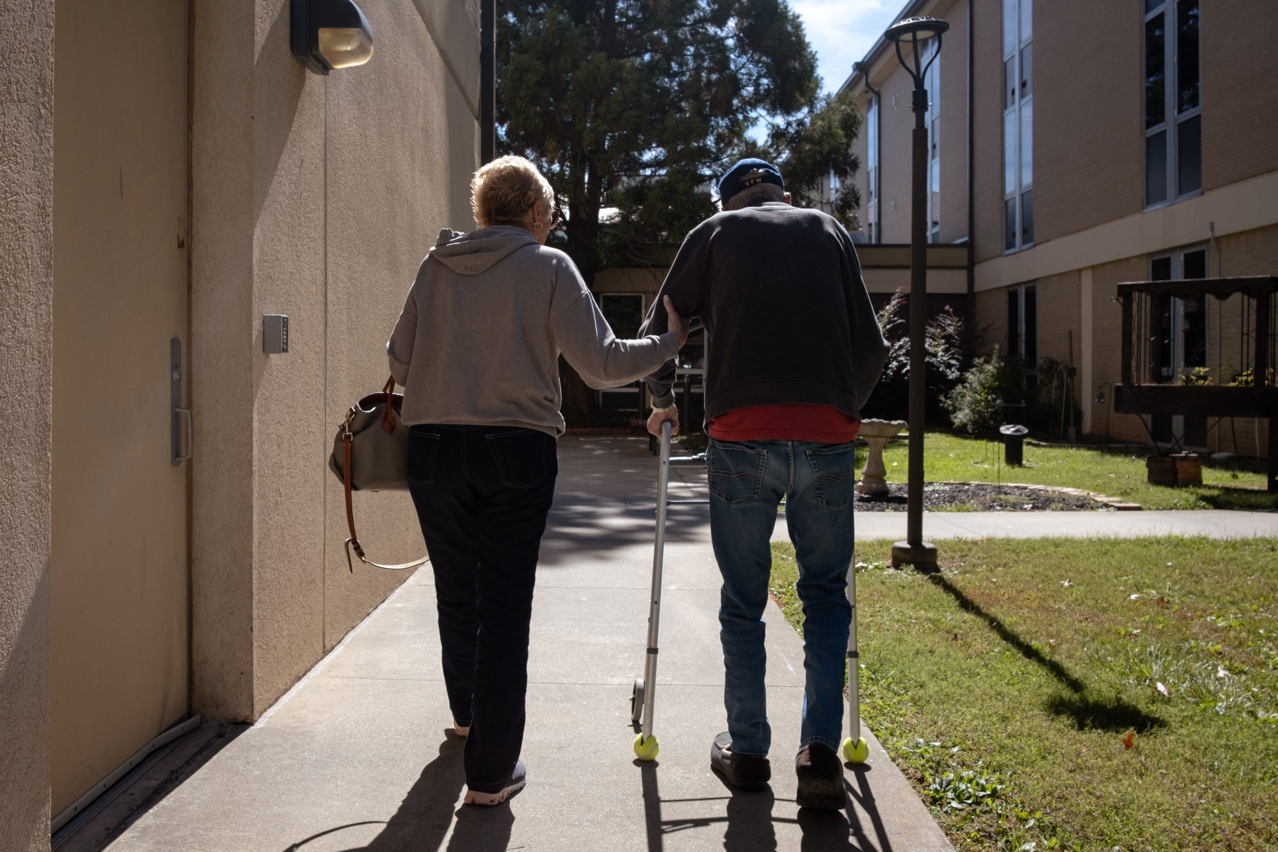 Daughter's battle for father's care sparks scrutiny on Georgia War Veterans Home