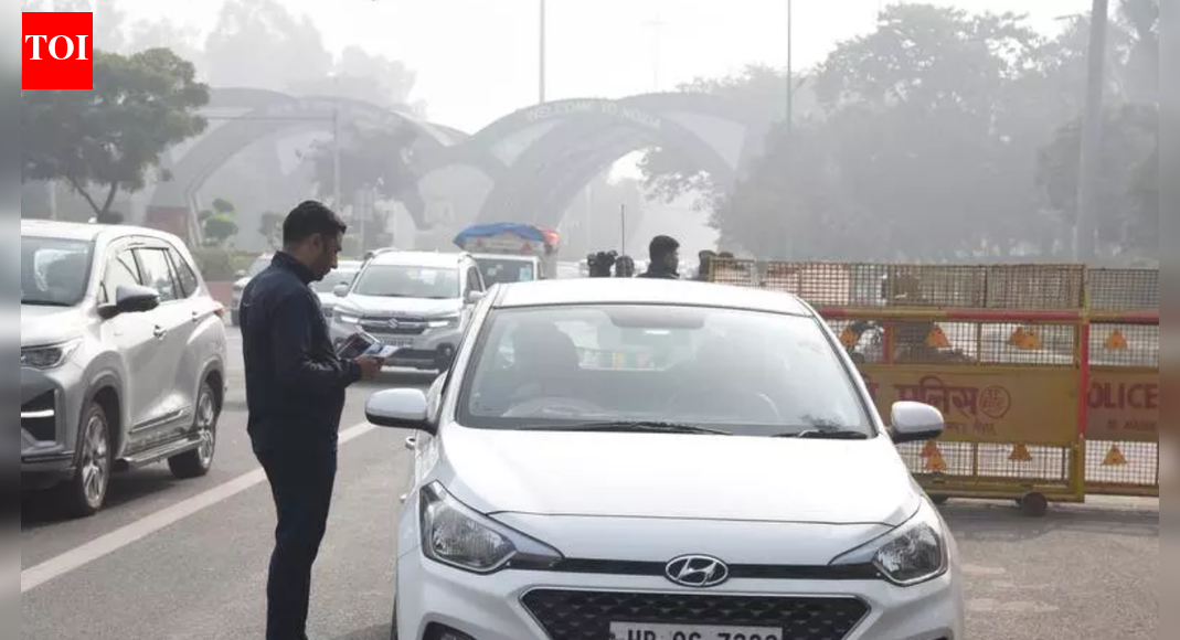 Delhi-NCR, interrupted: Day 2 of border troubles & tempers; detours only burn more fuel says commuters | Noida News