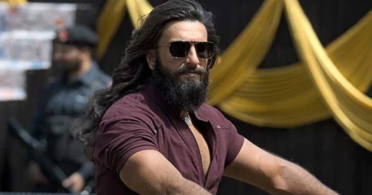 Dhurandhar Craze Hits Kashmir's Small Towns, Theatres Full From Pulwama To Shopian