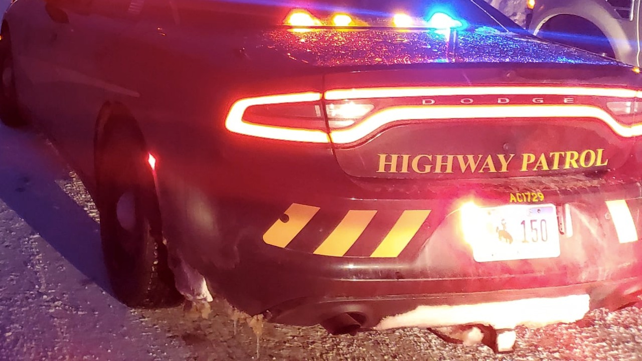 Domestic violence suspect fatally shot by trooper in Riverton hotel ...