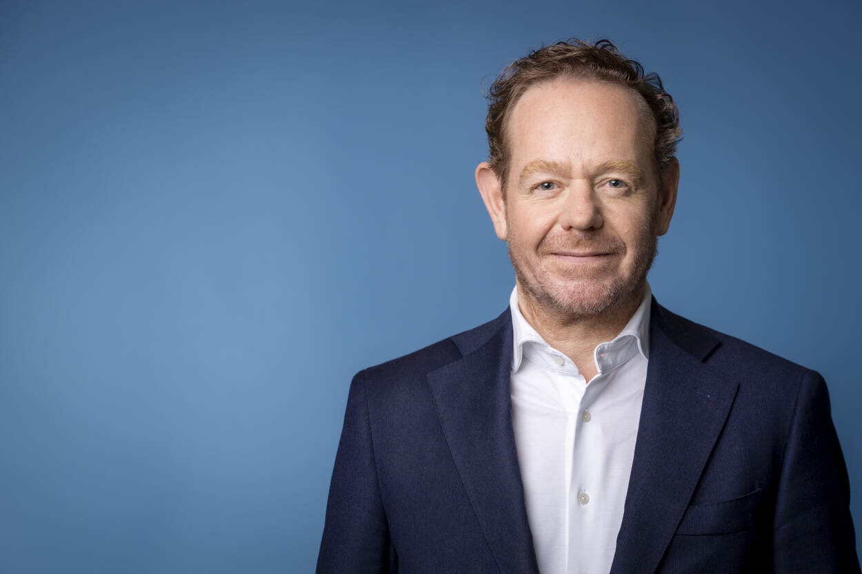 Dutch MPs in race against time to pass stricter asylum laws