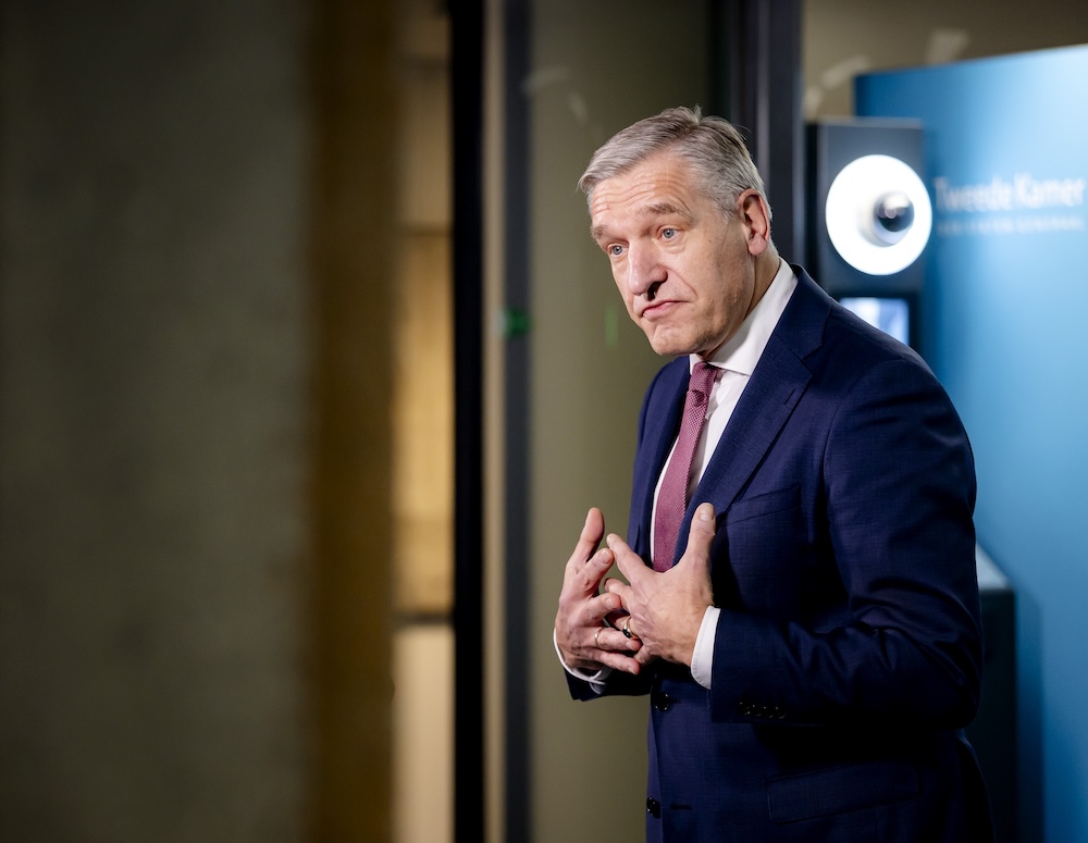 Dutch cabinet talks reach impasse with "no coalition possible"